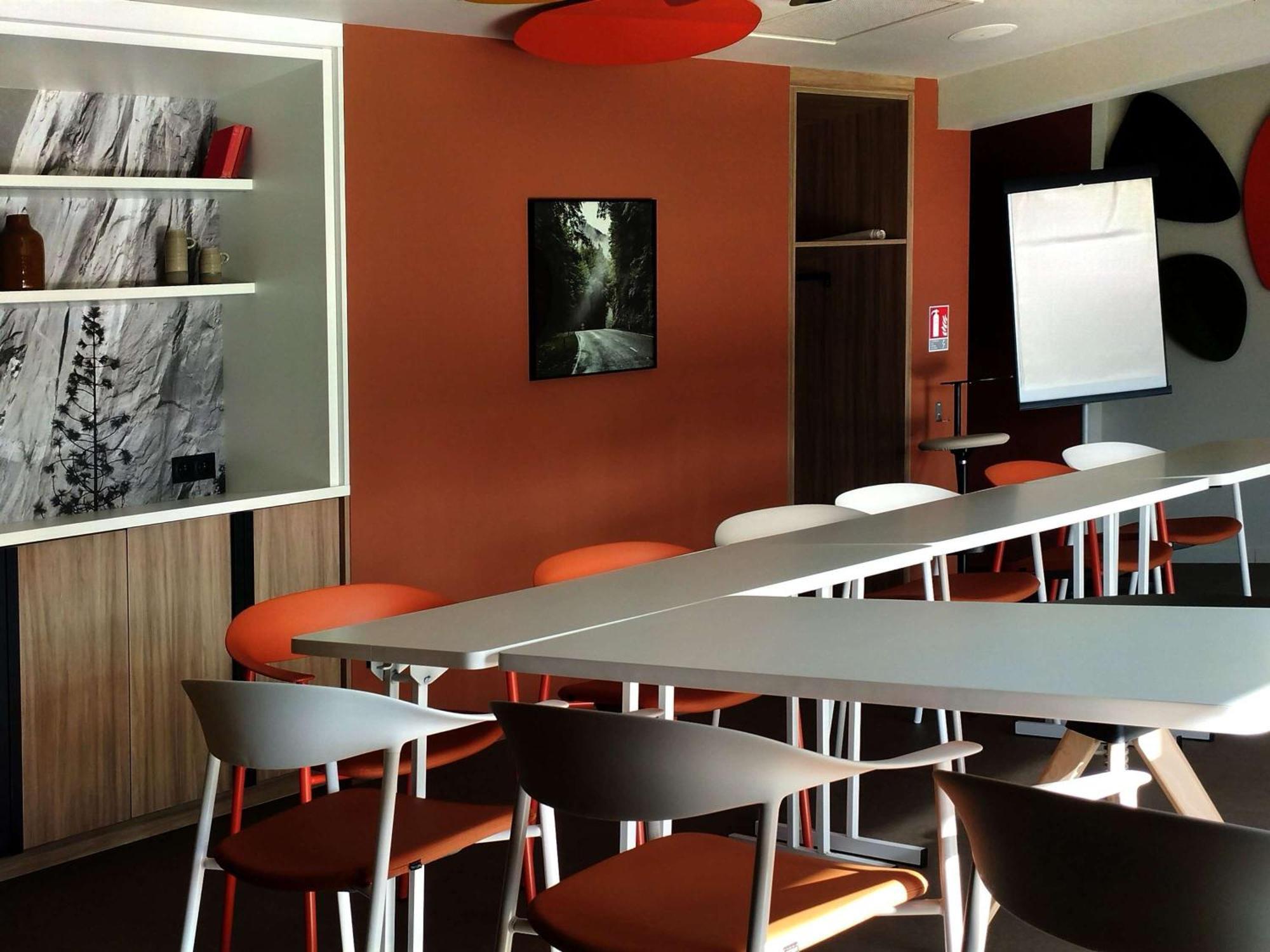 Ibis Styles Rouen Parc Expos Zenith Hotel Saint-Etienne-du-Rouvray Bagian luar foto